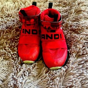 Red And1 Boys Shoes Sz 1